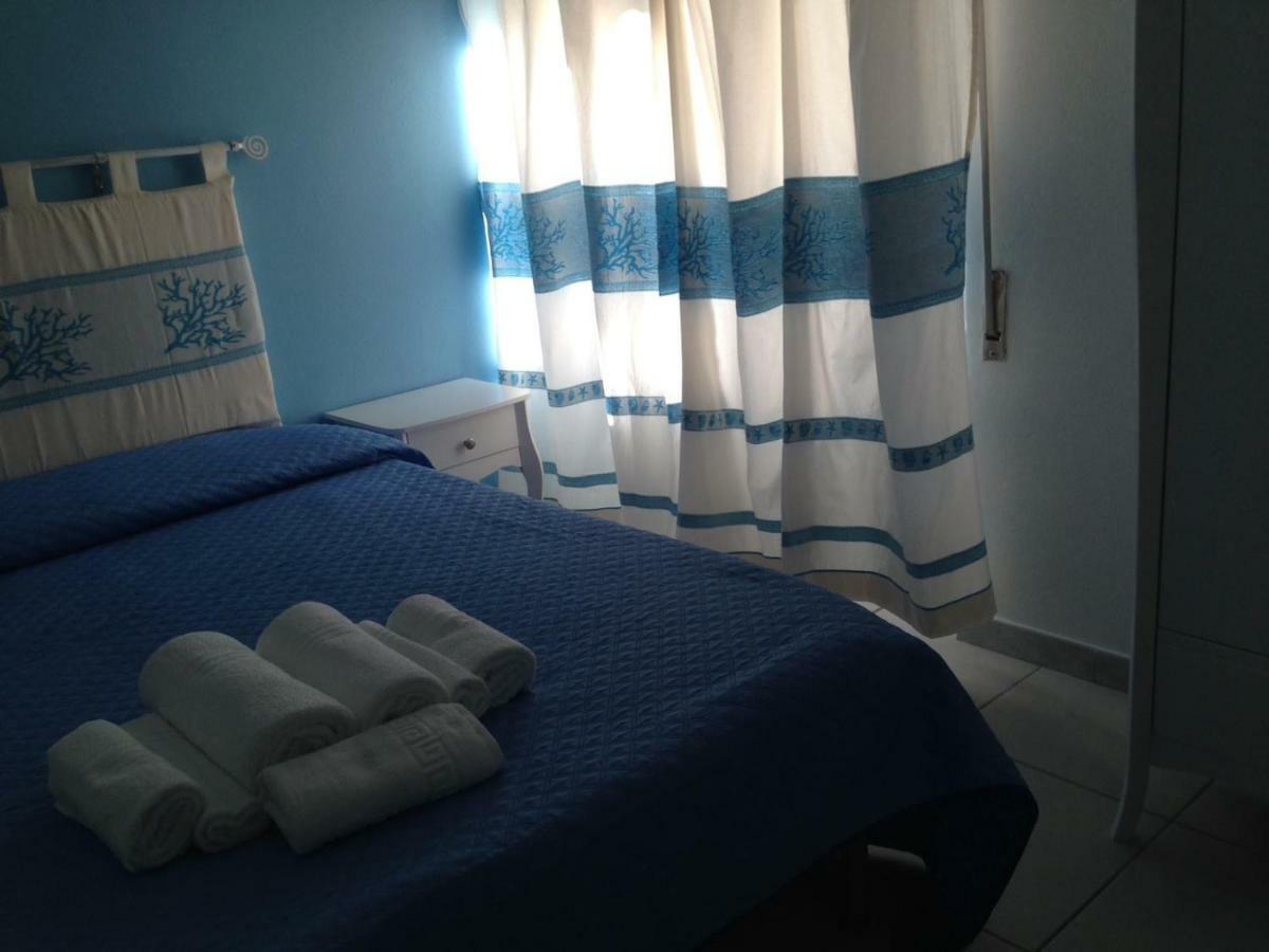 B&B Centro Del Porto Альгеро Экстерьер фото