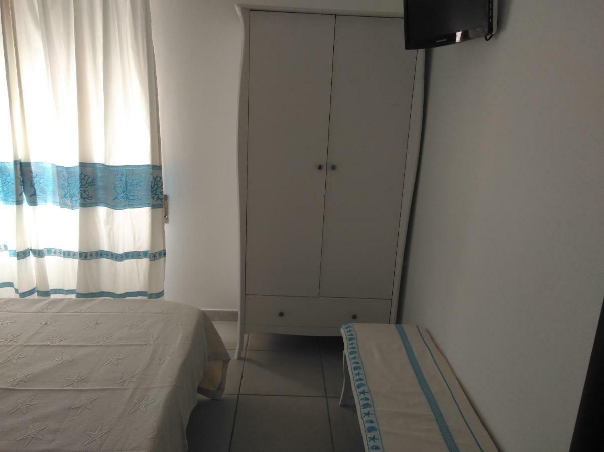 B&B Centro Del Porto Альгеро Экстерьер фото