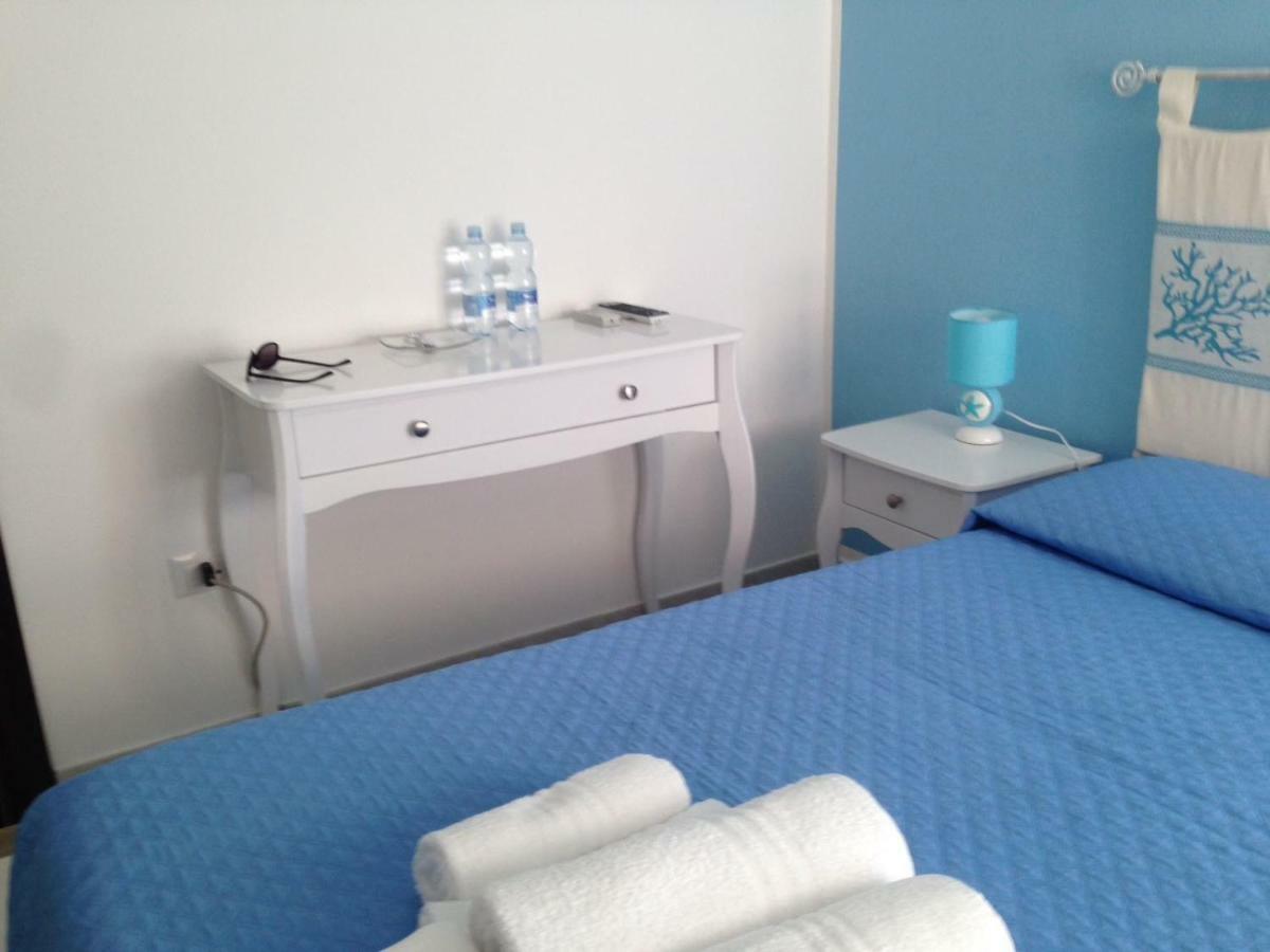 B&B Centro Del Porto Альгеро Экстерьер фото